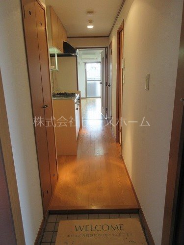 玄関　※別号室参考写真