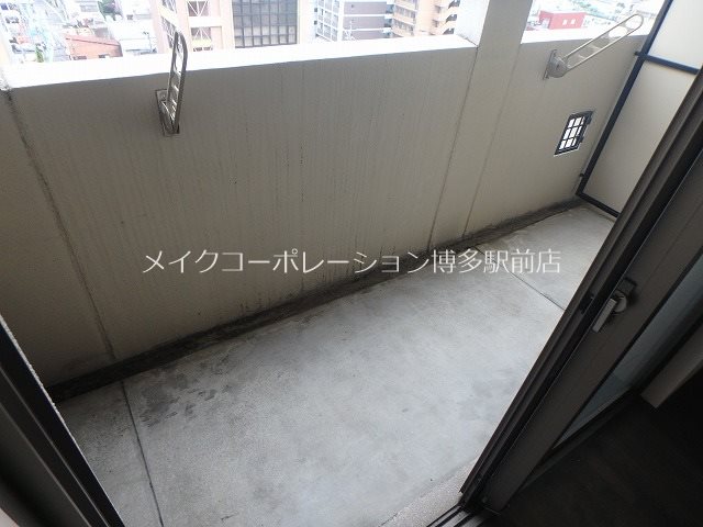 バルコニー　※写真は同物件の別部屋となります。