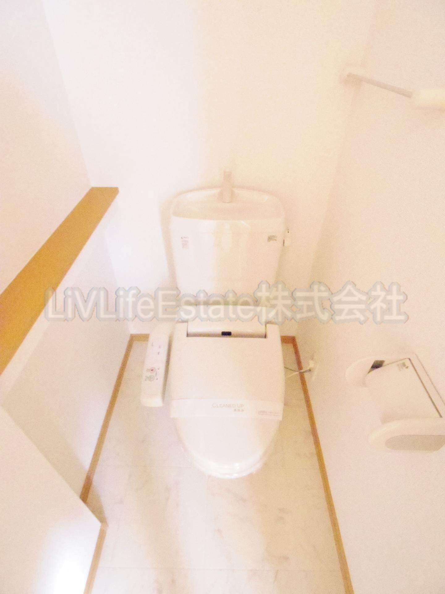 トイレ　同仕様参考写真