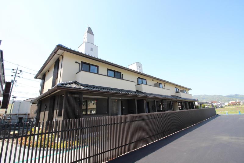 建物外観　和モダンな百花苑　建物外観