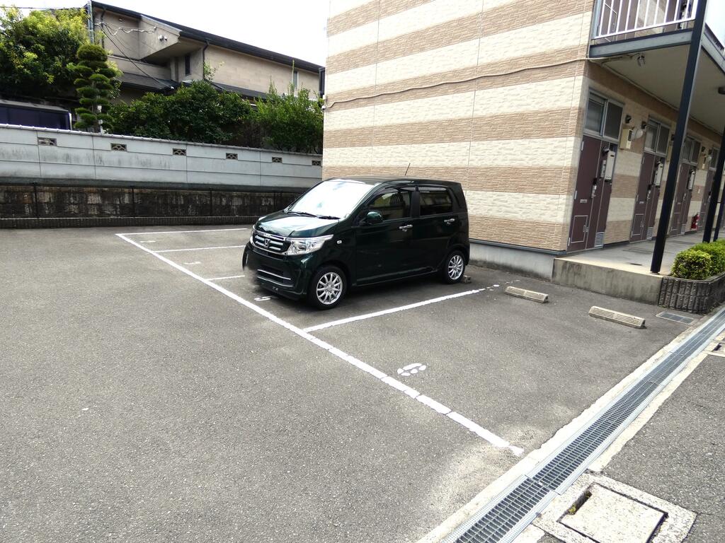 駐車場　敷地内に駐車場を完備です☆（要確認）