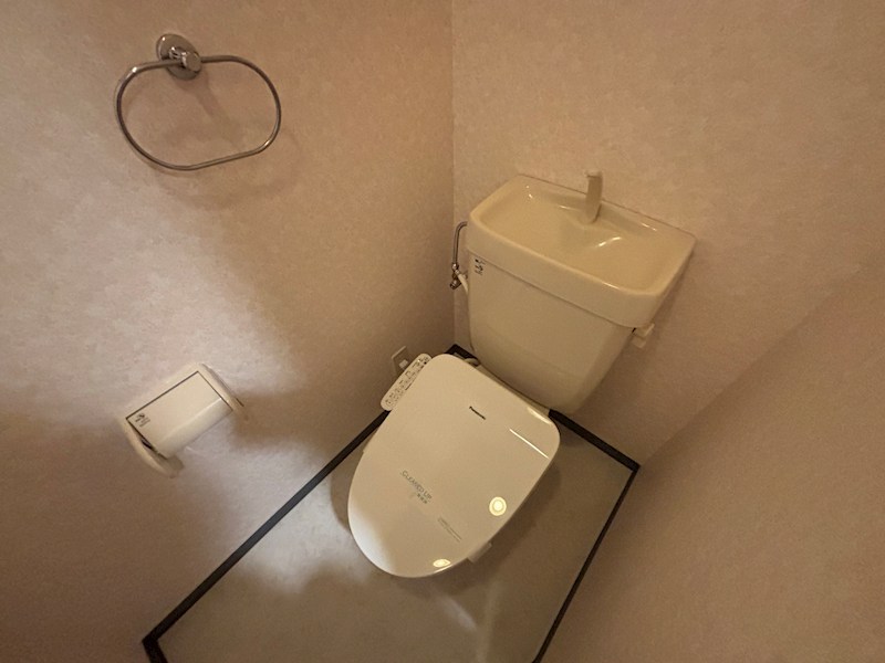 トイレ　別部屋参照