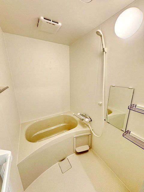 バス・シャワールーム　※写真は同メーカー建築施工例です。