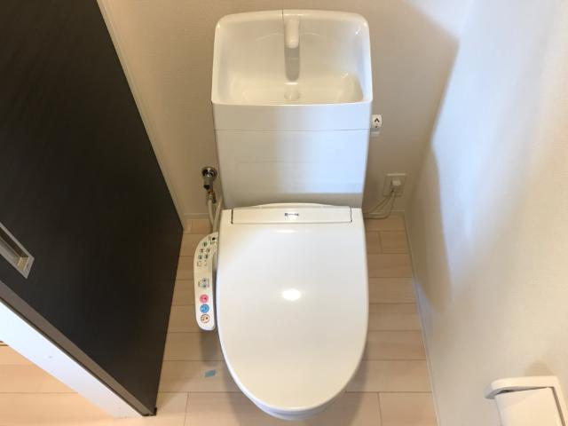 トイレ　シャワー付トイレ