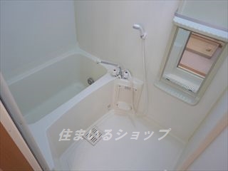 バス・シャワールーム　追い焚きあり