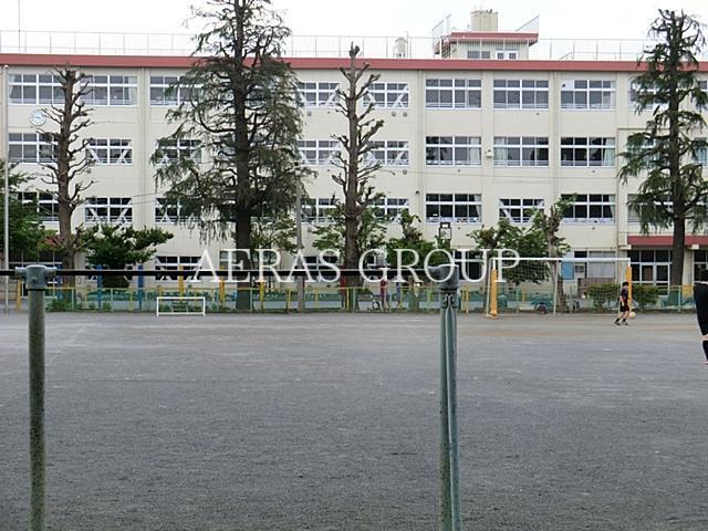 小学校　国立市立第三小学校（小学校）まで411m