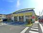 飲食店　マクドナルド足立六町店（飲食店）まで560m