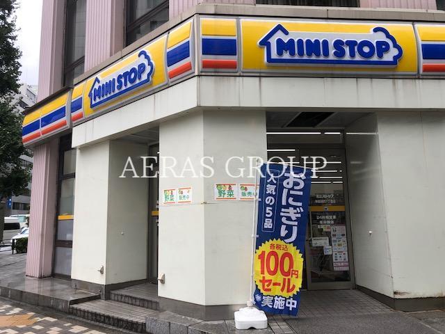 コンビニ　ミニストップ神田錦町1丁目店（コンビニ）まで124m
