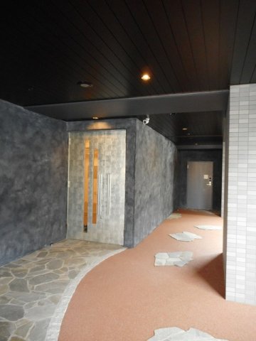 エントランス　建物の内部です