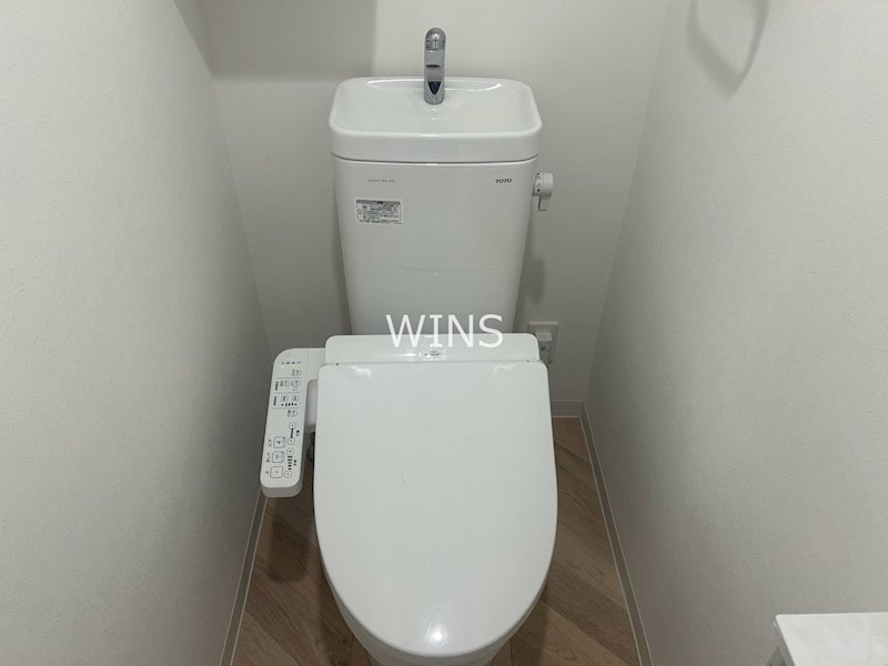 トイレ　別部屋参考写真です