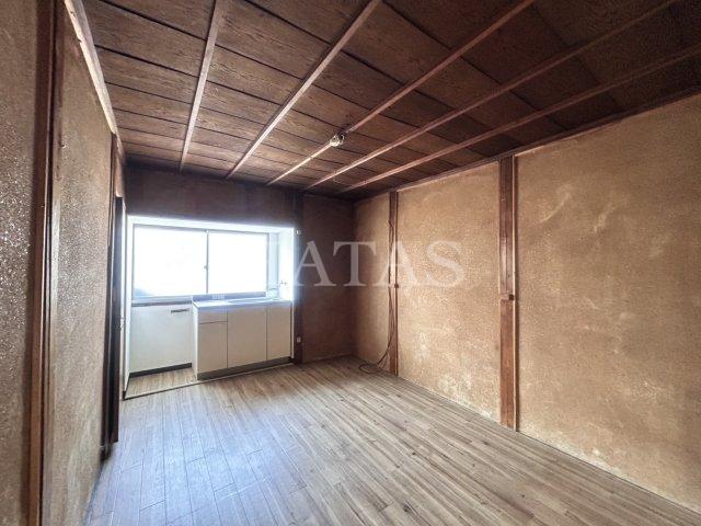 居室・リビング　同物件別部屋です（現況優先です）