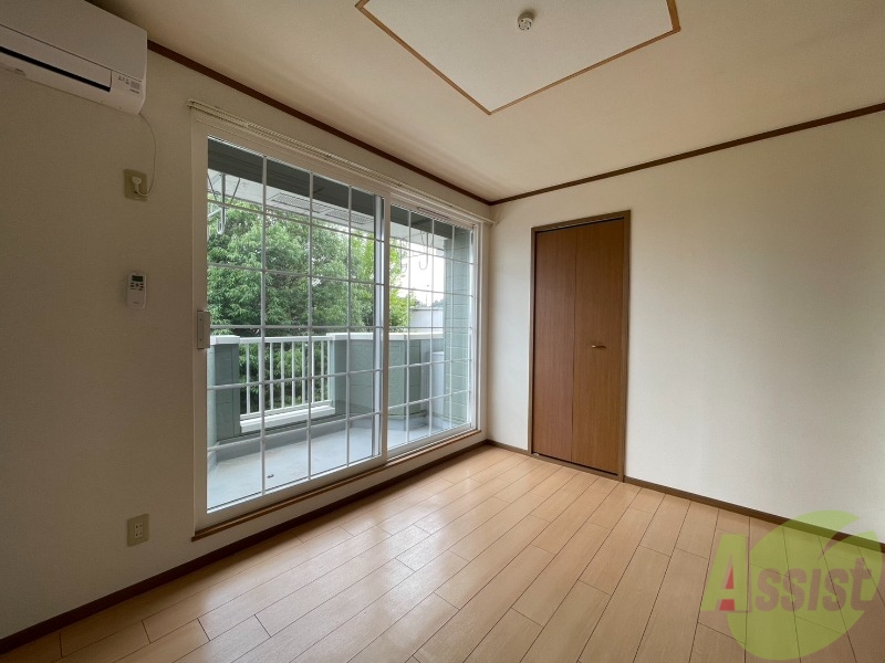 その他部屋・スペース　６畳の洋室です。こちらは寝室にいかがでしょうか。