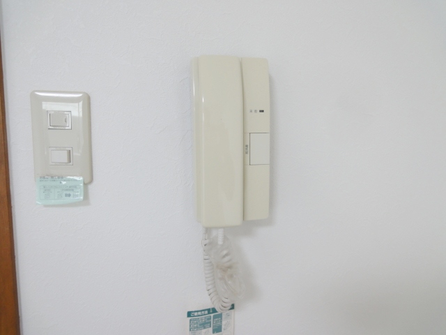 セキュリティ　写真は別号室のものです。