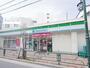コンビニ　ファミリーマート高砂五丁目店（コンビニ）まで200m