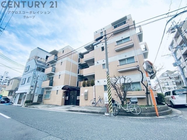 建物外観　オートロック付きで安心です♪
