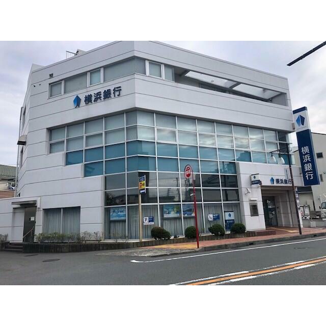 銀行　横浜銀行片瀬支店（銀行）まで354m