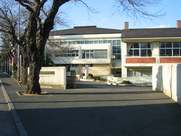 小学校　五軒小（小学校）まで700m