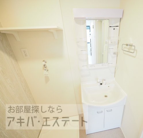 洗面設備　同一仕様写真