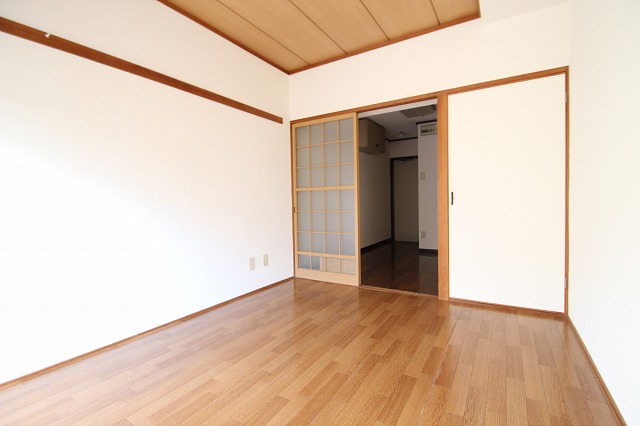 その他部屋・スペース　同物件別号室のものです。