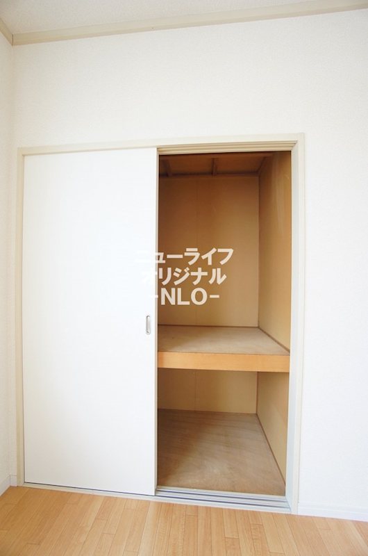 収納　奥行きのある収納スペースで荷物もたくさん入ります☆
