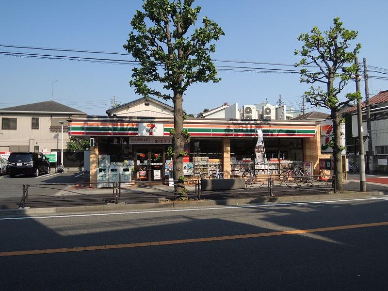 コンビニ　セブンイレブン（コンビニ）まで275m