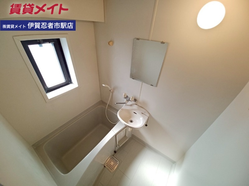 バス・シャワールーム　別部屋画像参考