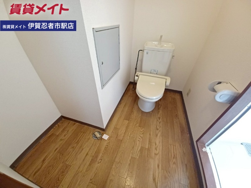 トイレ　別部屋画像参考