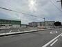 小学校　春日井市立鳥居松小学校（小学校）まで563m