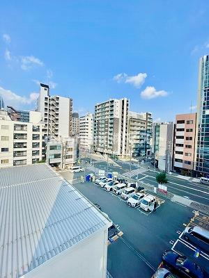 眺望　※同マンション別間取り参考写真です