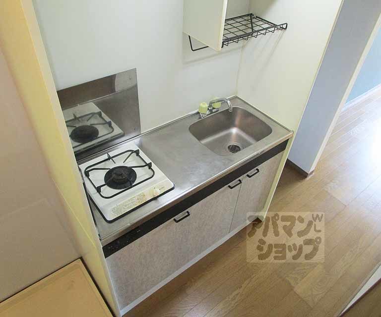 キッチン　１０７号室の写真です。