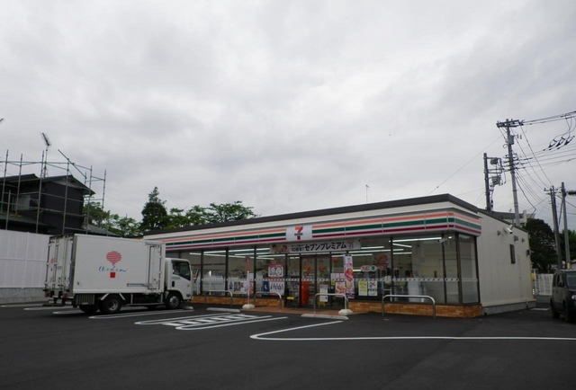 コンビニ　セブンイレブン御殿場二枚橋店（コンビニ）まで750m