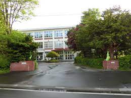 小学校　千歳小学校（小学校）まで1071m