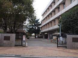 中学校　桐朋女子中学校（中学校）まで793m