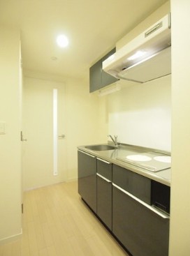 キッチン　※同じ間取り別部屋の写真です