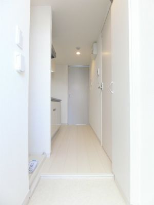 玄関　☆広々とした玄関☆