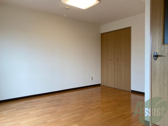 その他部屋・スペース　寝室ですね。使い方次第で個性あふれるお部屋造りしましょう。