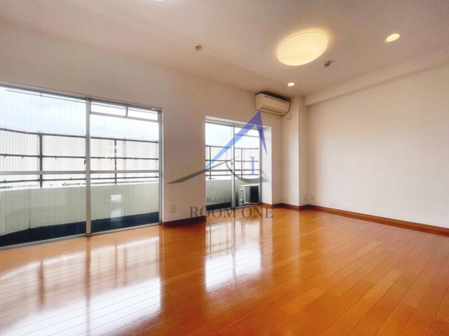 居室・リビング　洋室のお部屋です。