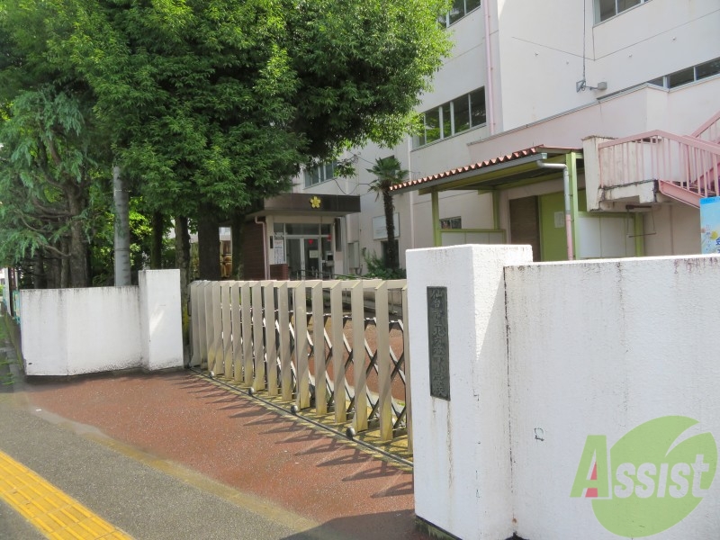 小学校　仙台市立北六番丁小学校（小学校）まで553m