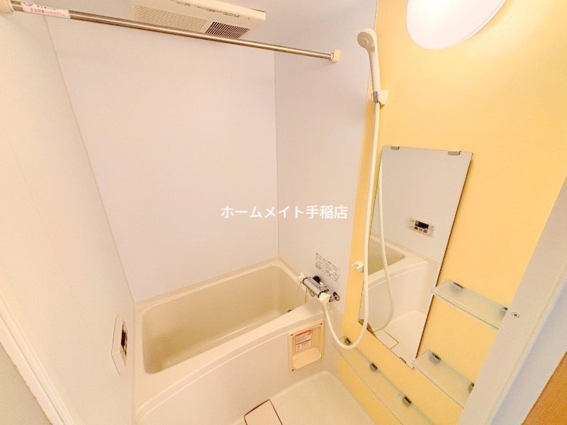 バス・シャワールーム　ゆったりバスルーム♪