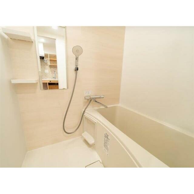 バス・シャワールーム　別部屋参考写真