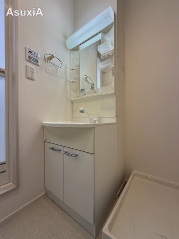 洗面設備　別タイプのお部屋の写真です