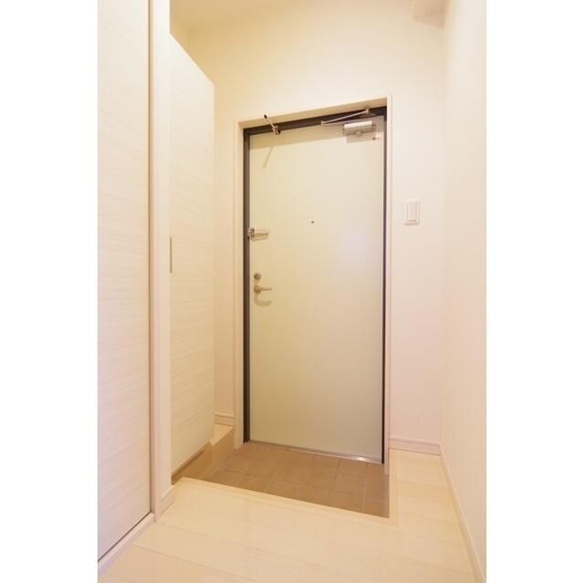 玄関　リテラス町屋 荒川区荒川７