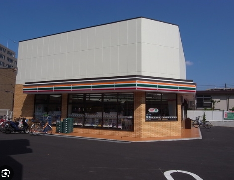 コンビニ　セブンイレブン 足立千住曙町店（コンビニ）まで579m