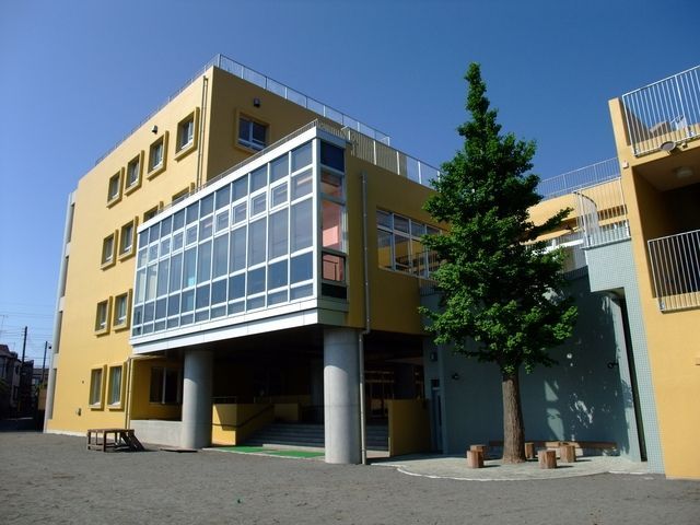 小学校　東柏ケ谷小学校（小学校）まで415m