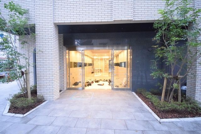 エントランス　★お部屋探しは株式会社タウンハウジング東京まで★