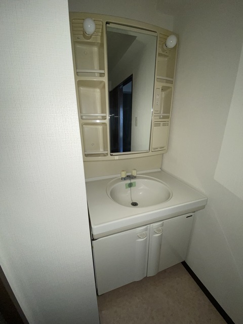 洗面設備　朝の準備は余裕をもって！