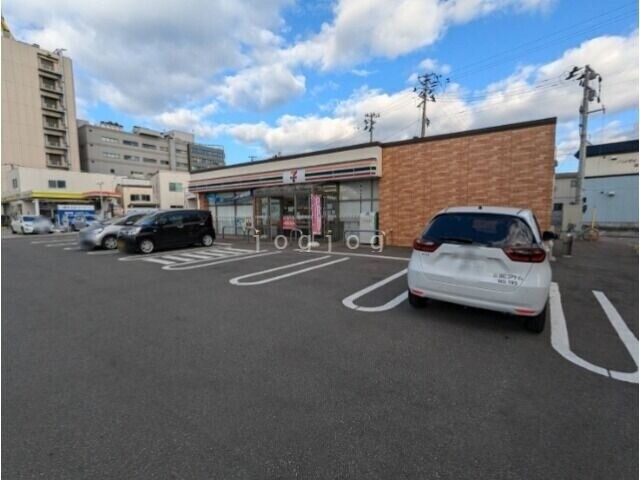 コンビニ　セブンイレブン青森橋本2丁目店（コンビニ）まで386m