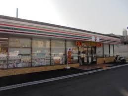 コンビニ　セブンイレブン 吹田山田北店（コンビニ）まで159m