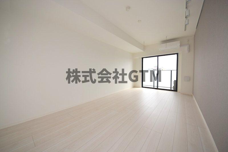 東急池上線 千鳥町駅 徒歩3分 5階建 築7年の居間写真
