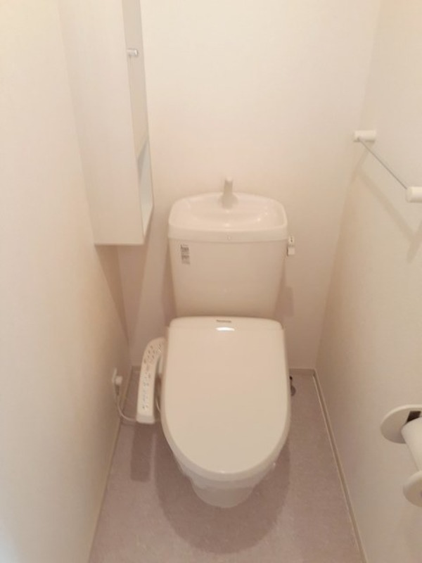 トイレ　図面と現状に相違がある場合には現状を優先
